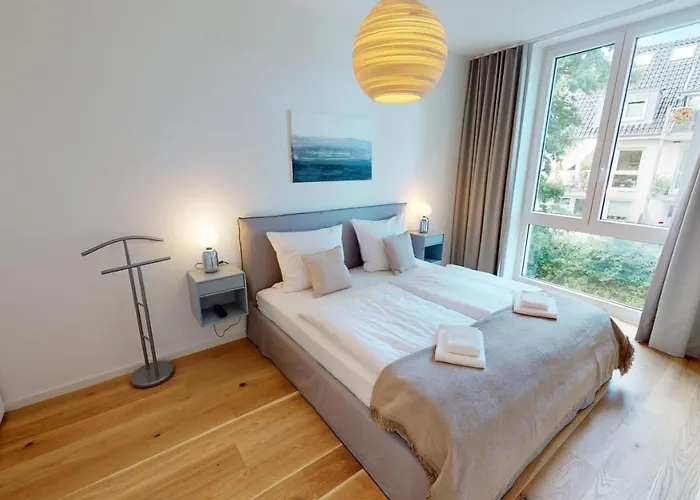 Eichenhain Raeubernest Pelzerhaken