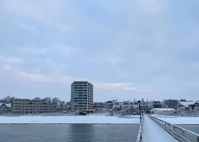 Eichenhain Raeubernest * Pelzerhaken